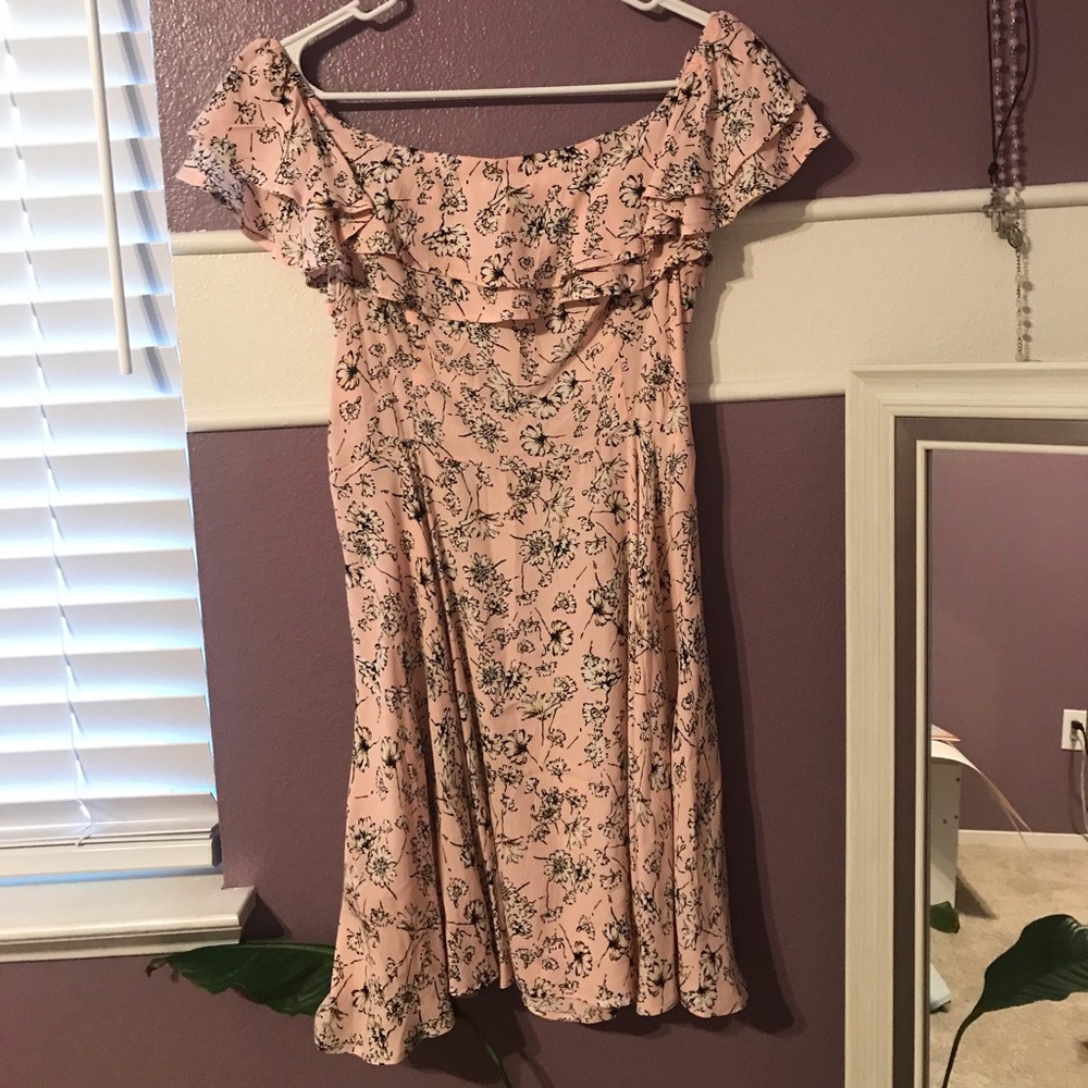 Floral off the shoulder pink dress